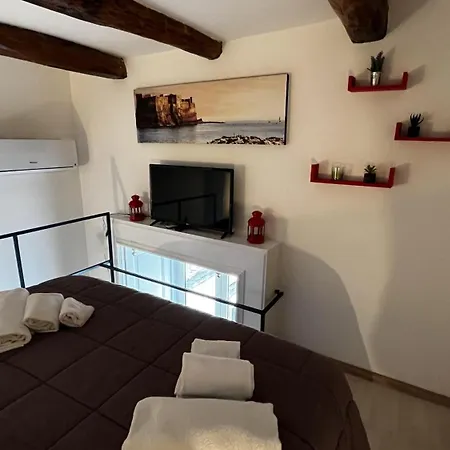 Palazzo Della Loggia Bed & Breakfast Naples