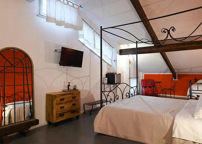 Frühstückspension Palazzo Della Loggia Neapel