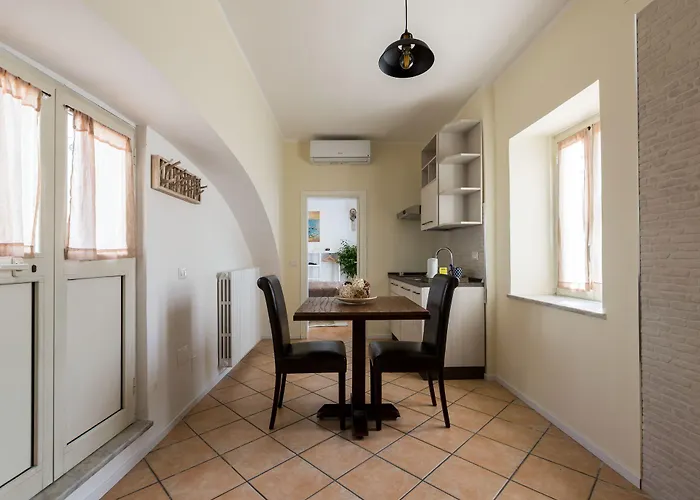 Palazzo Della Loggia 4* Neapel