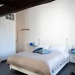 Palazzo Della Loggia 4* Napoli