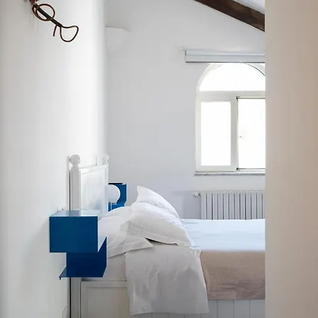 Palazzo Della Loggia Bed & Breakfast 4*