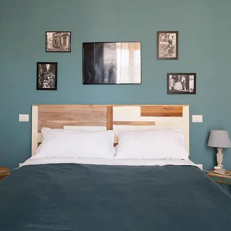 Bed & Breakfast Palazzo Della Loggia 4*