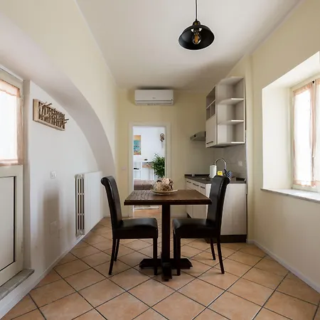 Palazzo Della Loggia 4* Neapol